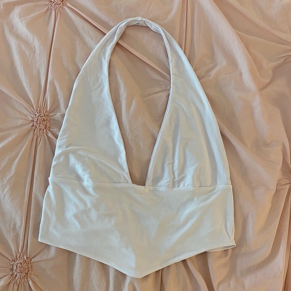 White v neck halter crop top